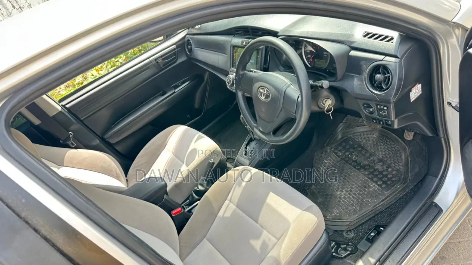 Toyota Axio 2017 Silver