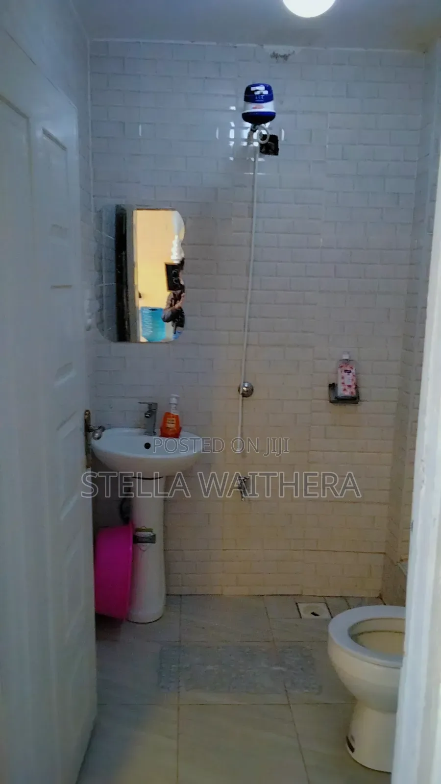 Spacious Studio Airbnb Available in Utawala