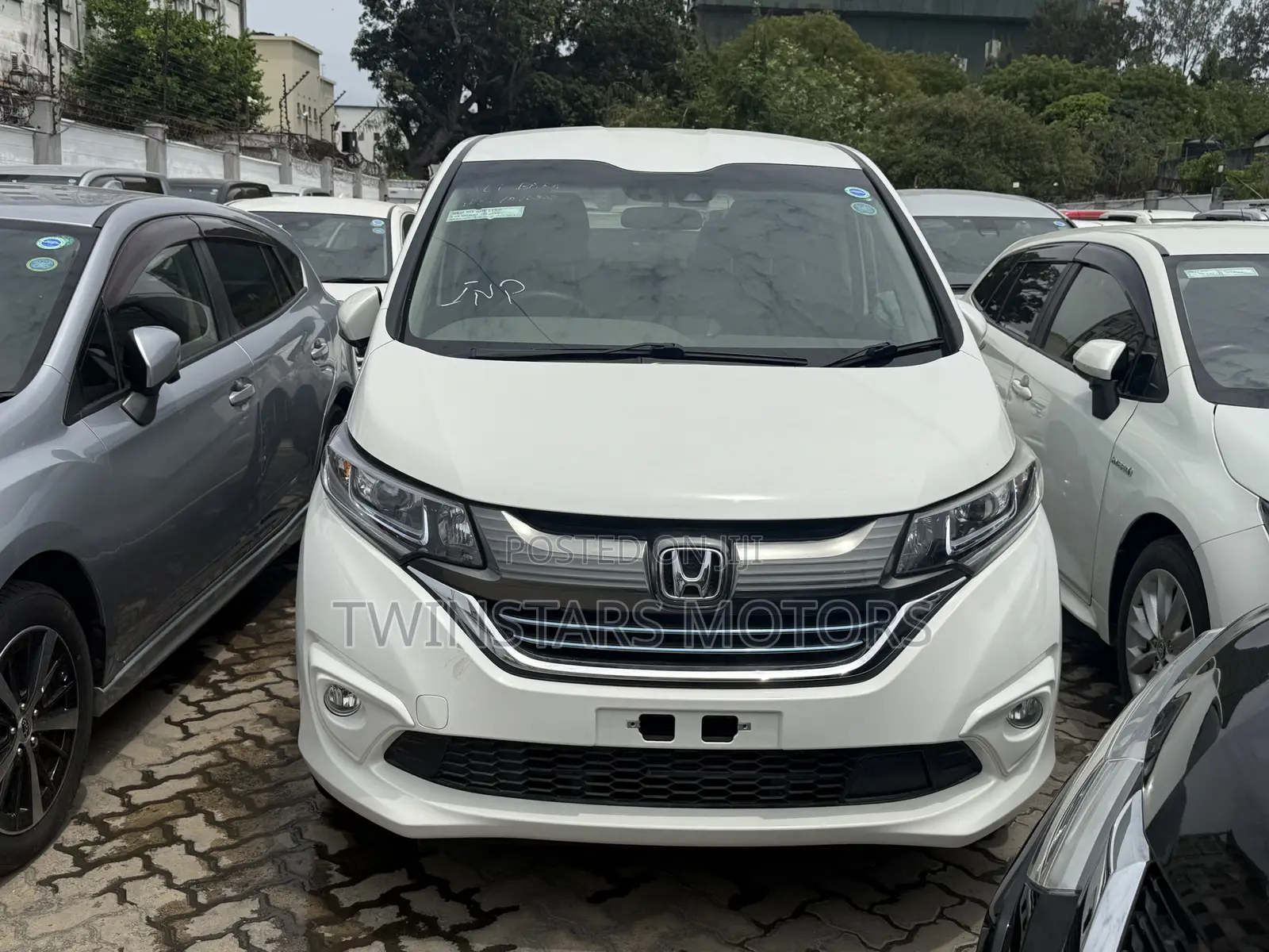 Honda Freed 2018 Pearl