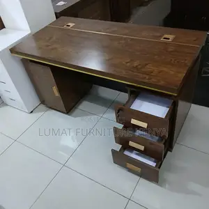 Golden Advance 1.4m Office Desk
