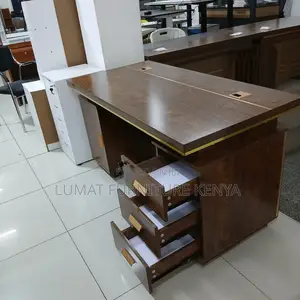 Golden Advance 1.4m Office Desk