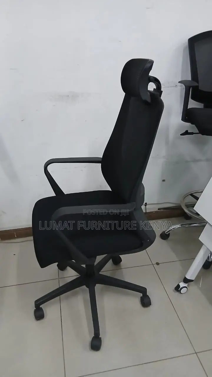 Mesh High Back Swivel Ergonomic Office Seat