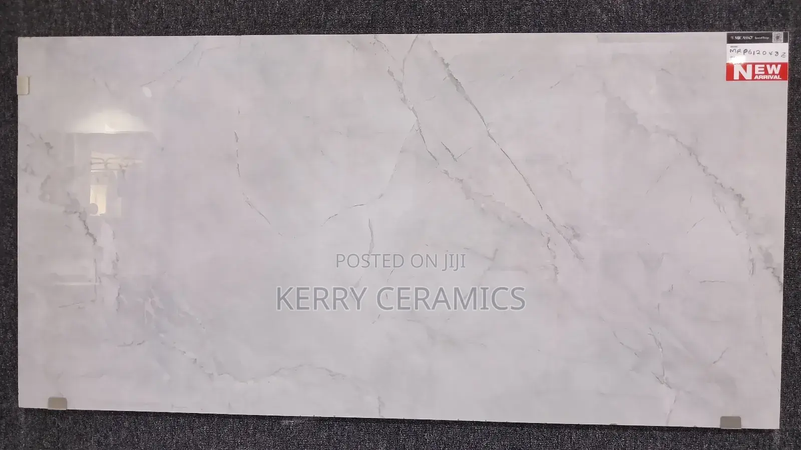 New 600mm *1200mm Cloudy Tiles