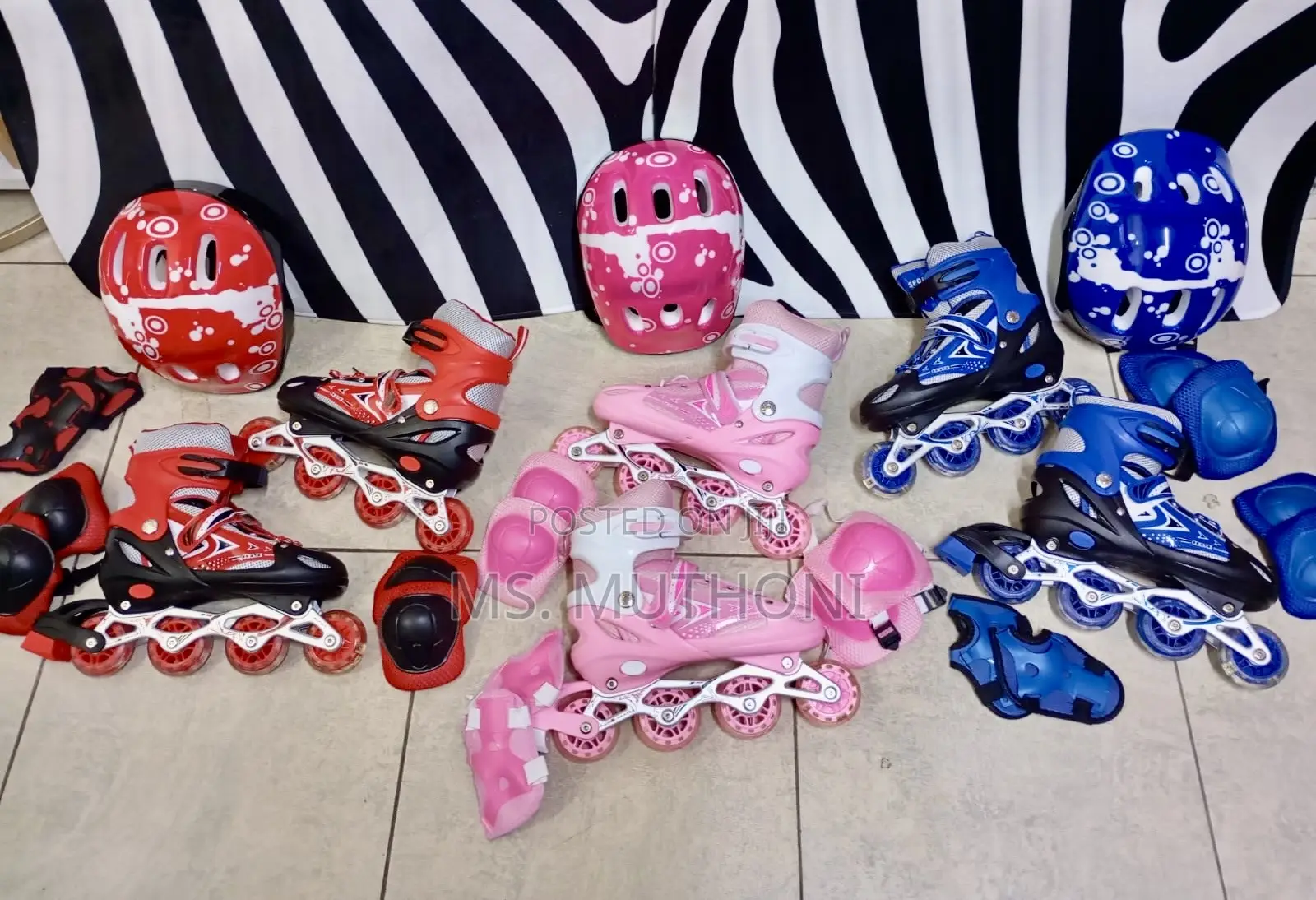 Adjustable Inline Skates Set With Helmet Protective Guards