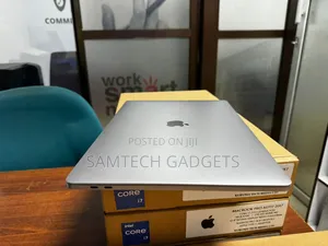 New Laptop Apple MacBook Pro 2017 16GB Intel Core I7 SSD 1T