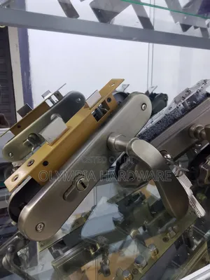 Door Lock Keyed