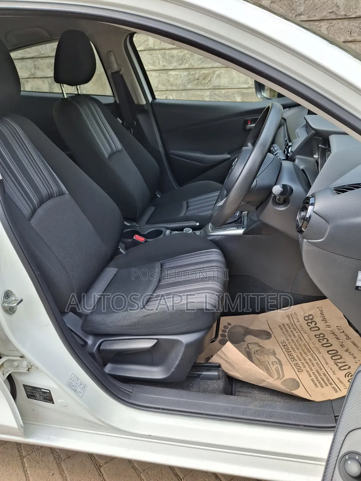 Mazda 2 2020 White