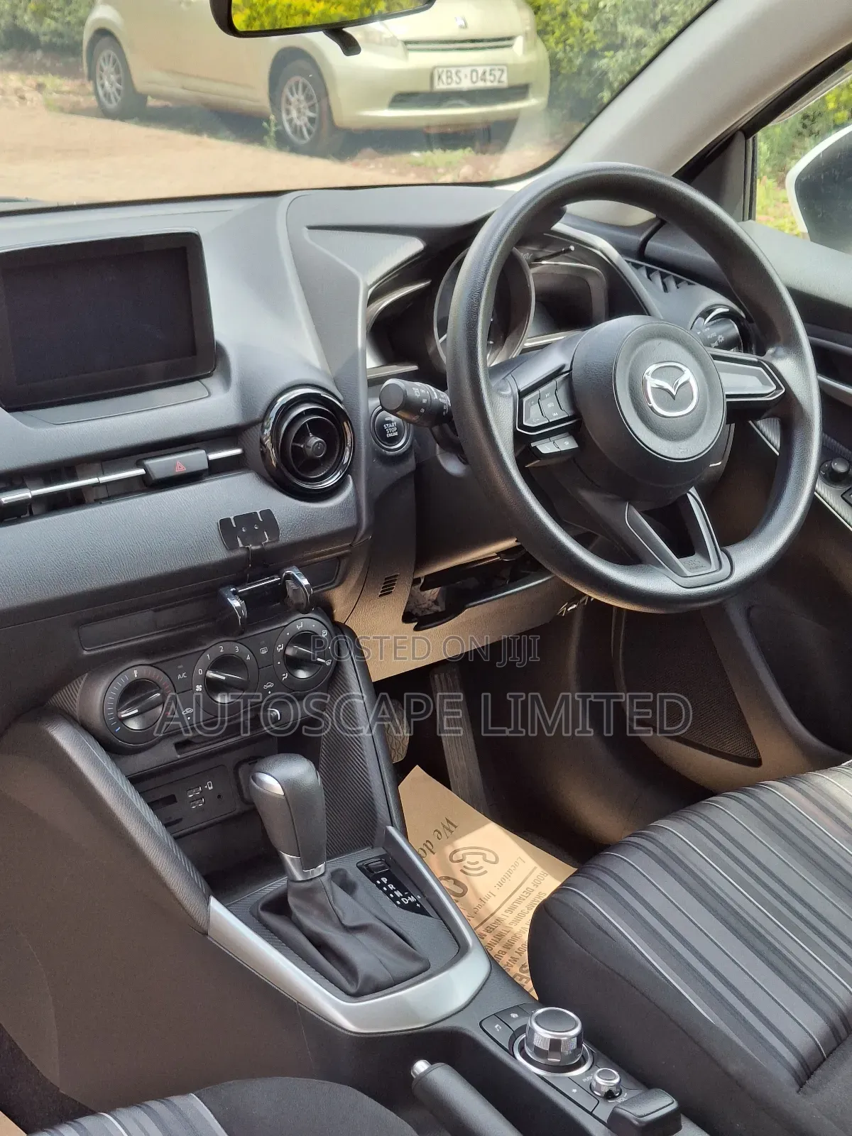 Mazda 2 2020 White