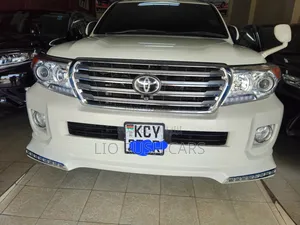 Toyota Land Cruiser 2013 White