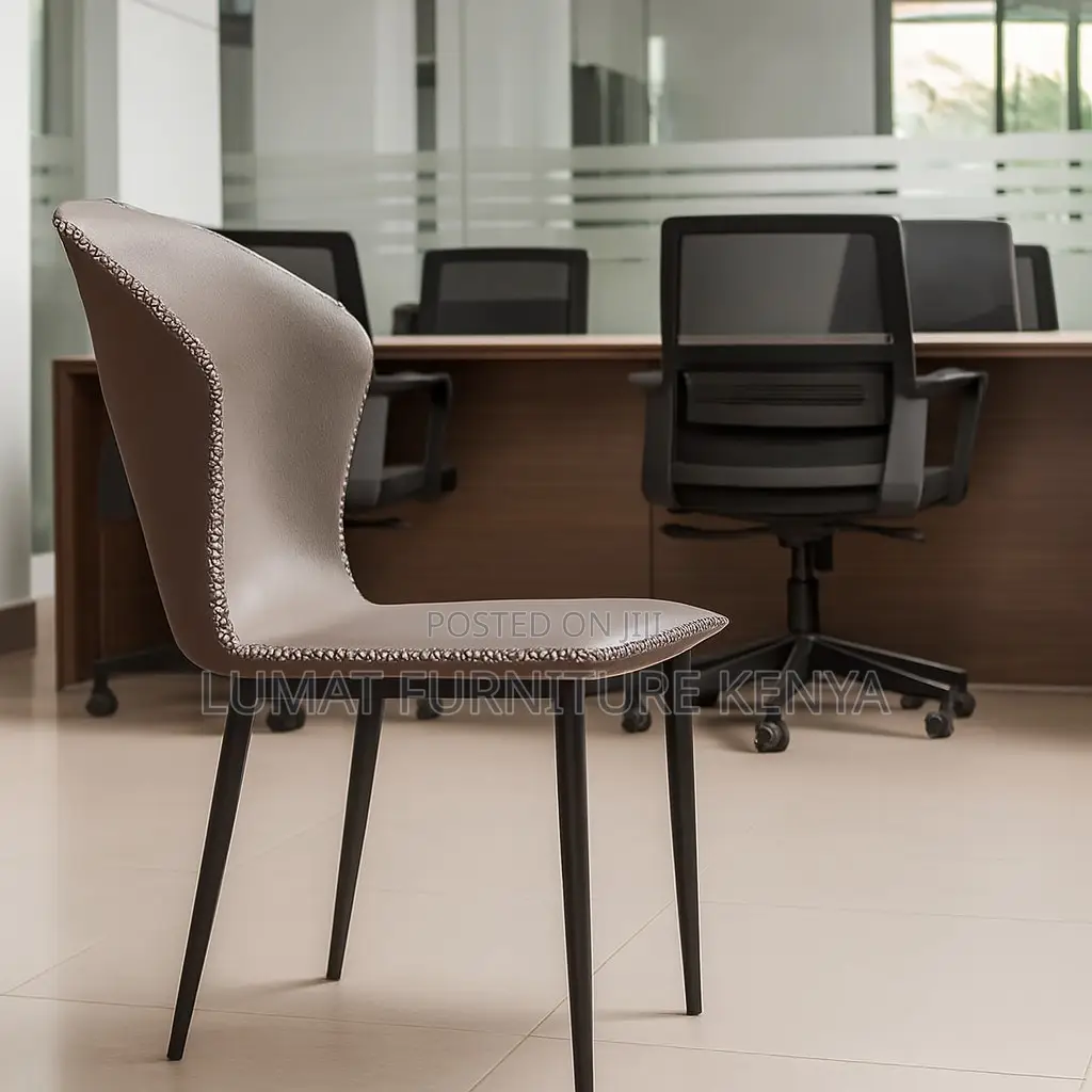 4-Legged Restaurant Chair