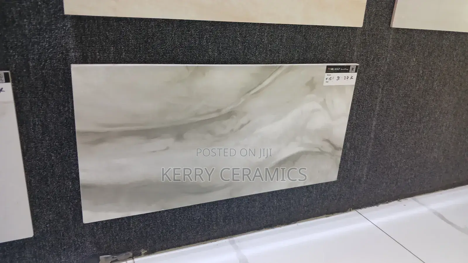 Glossy Finish Wall Tiles