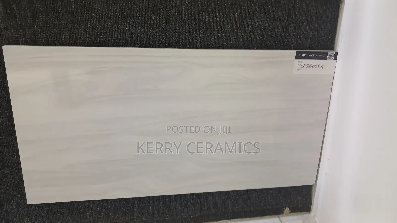 Glossy Finish Wall Tiles