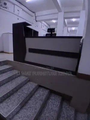 Spacious Working Area With Room for Compute