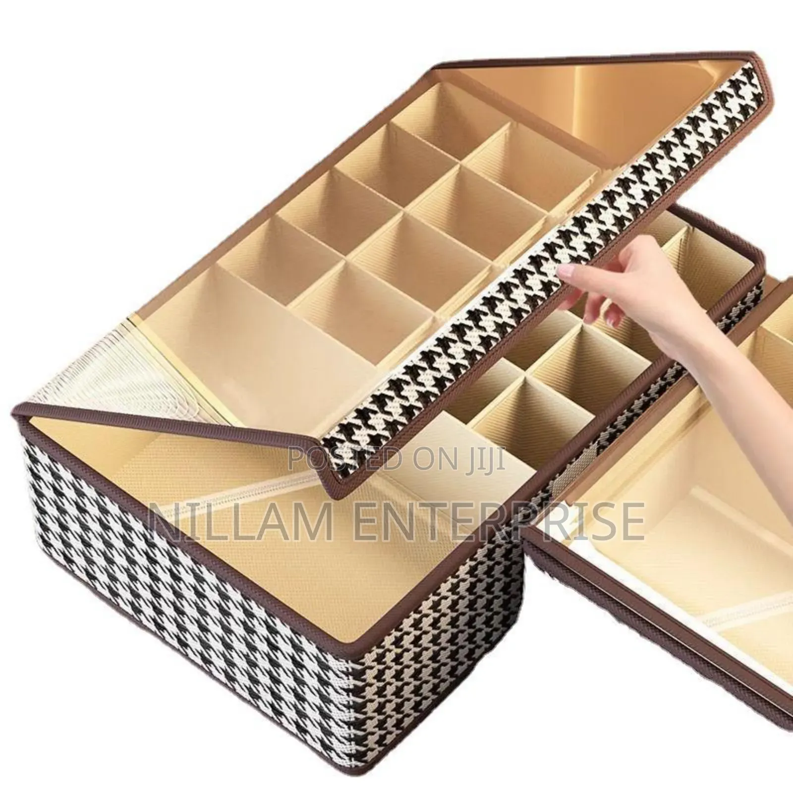17 Grid Foldable Undergarment Organizer*