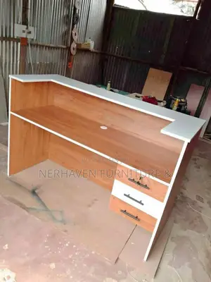 Modern Reception Table – Perfect First Impression