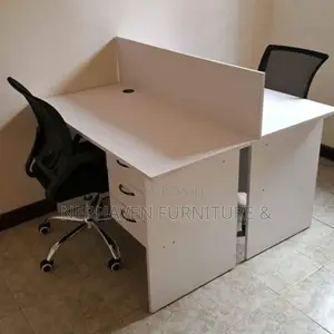 Modular Workstation Table For Office Setup