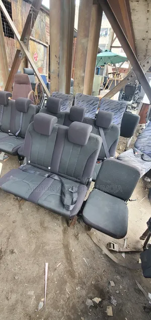 Foldable Seats for Townace,Nv200,Mazda Bongo Can Be Installed in Any V