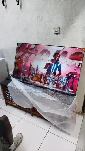 TCL 43′′ V6c (New 2025) HDR Google Tv – 43v6c