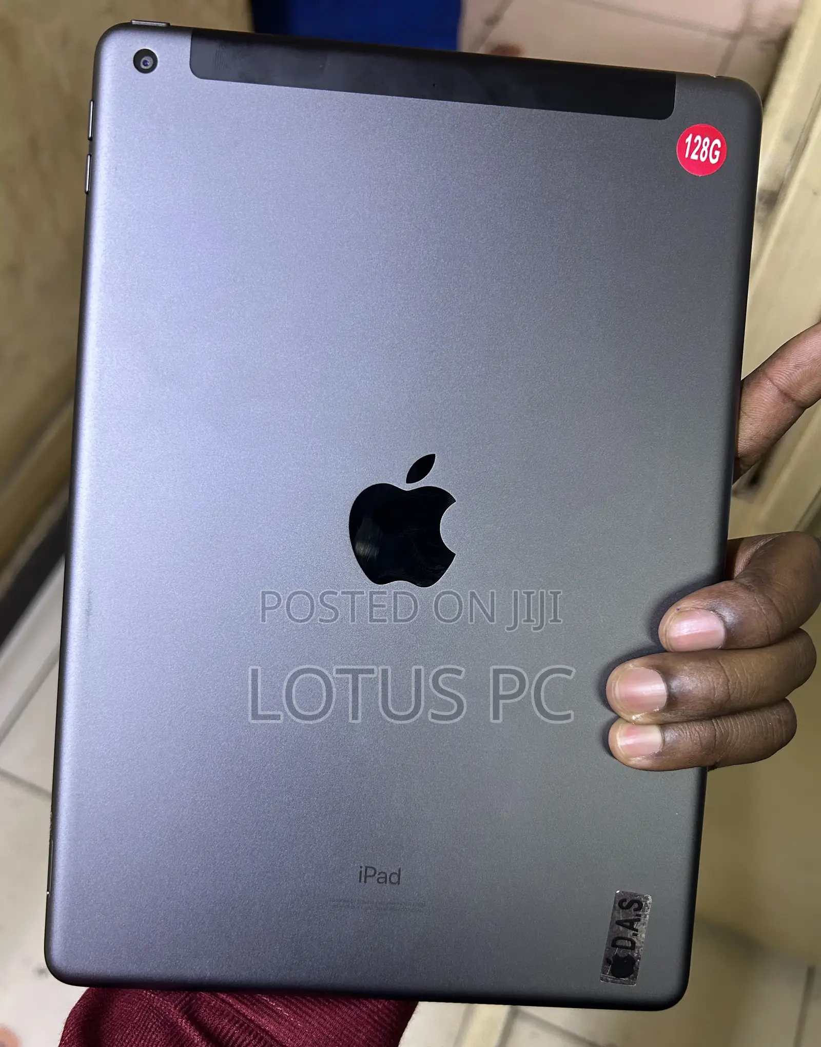 Apple iPad 10.2 (2020) 128 GB Gray