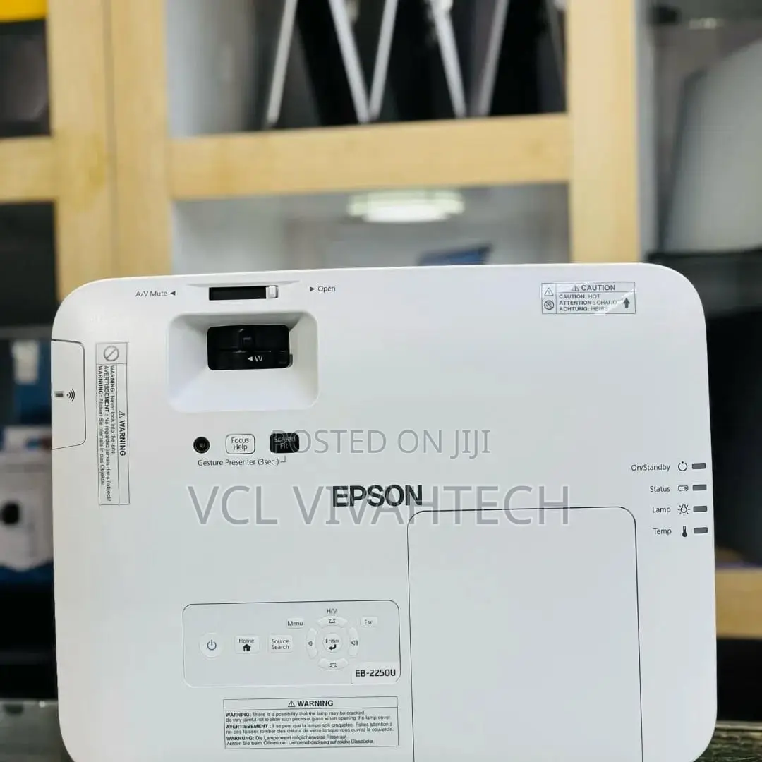 Epson Eb-2250u Projector