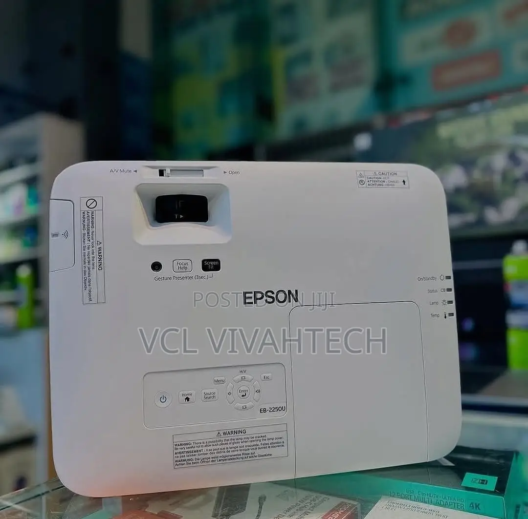Epson Eb-2250u Projector (5000 Lumens )