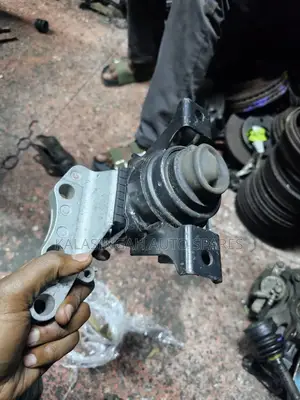 Swift Engine Mounting New Model