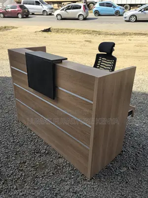 Modern 1.6m Secretarial Counter