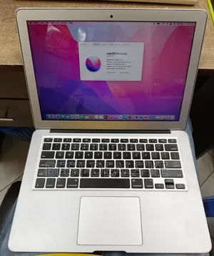 Laptop Apple MacBook Pro 2017 8GB Intel Core I5 SSD 128GB