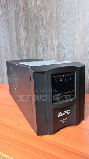 Apc Smart-Ups 750va LCD 230v (Smt750ic)