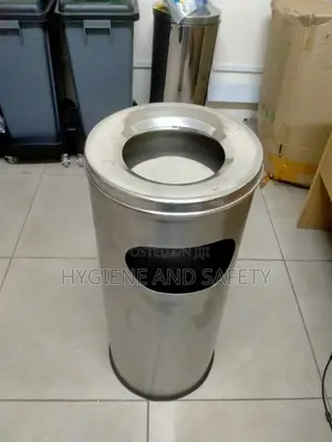 Stainless Steel Ashtray With Bin
