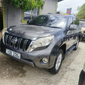 Toyota Land Cruiser Prado 2015 Gray