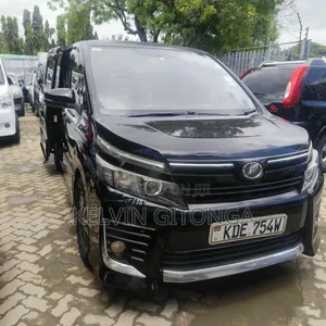 Toyota Voxy SV Premium 2014 Black