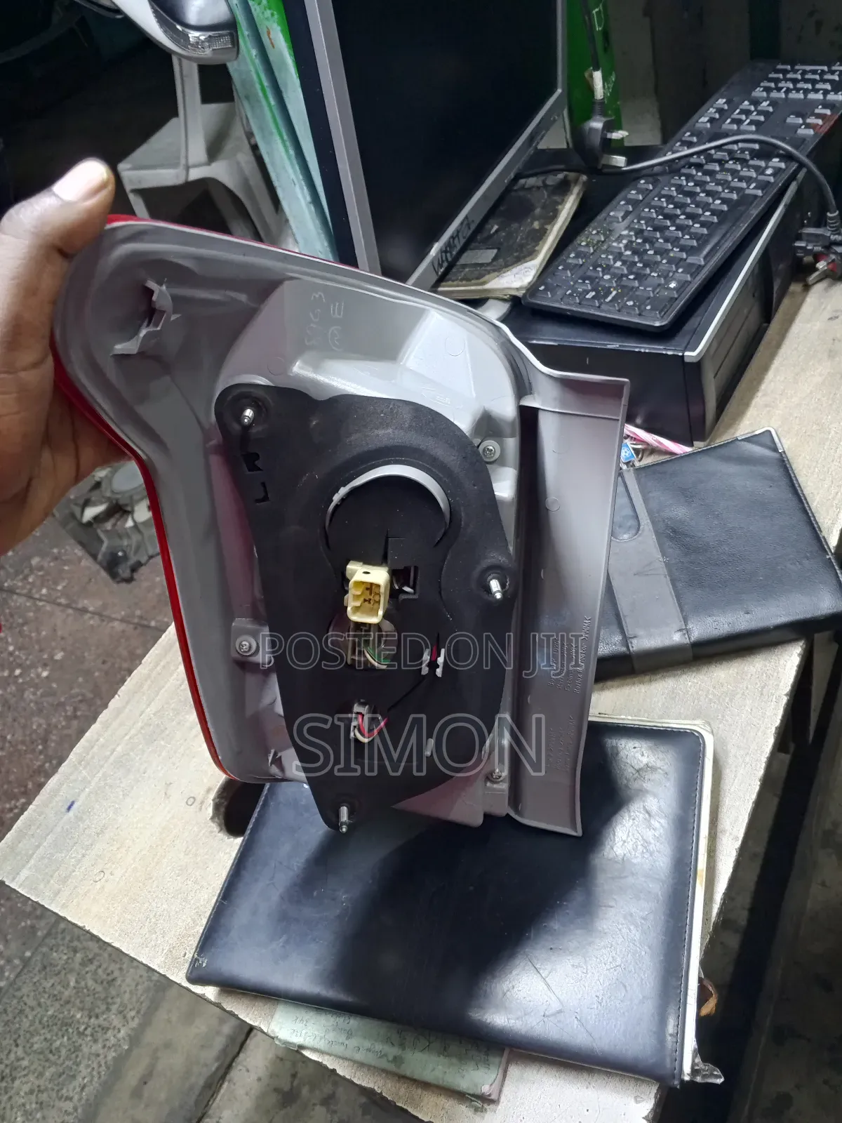 Axio 2010 Taillight