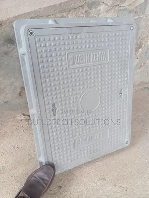 450× 600 Mm Locable Reinforced Polymer Manhole Cover