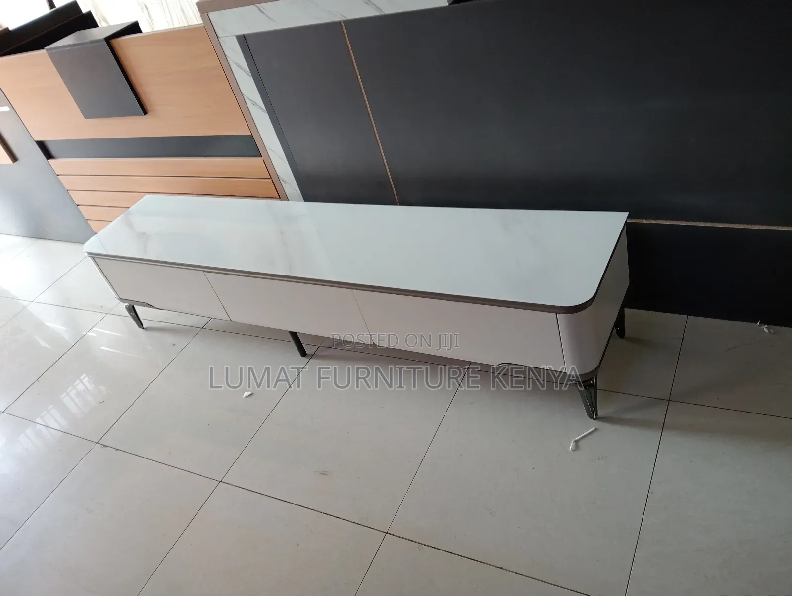 Modern Entertainment Tv Unit