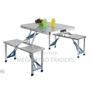 Foldable Table and Chairs/Aluminium Folding Picnic Camping Table