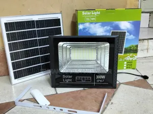 Modern Ip 67 Solar Street Light 300 Watts + Panel