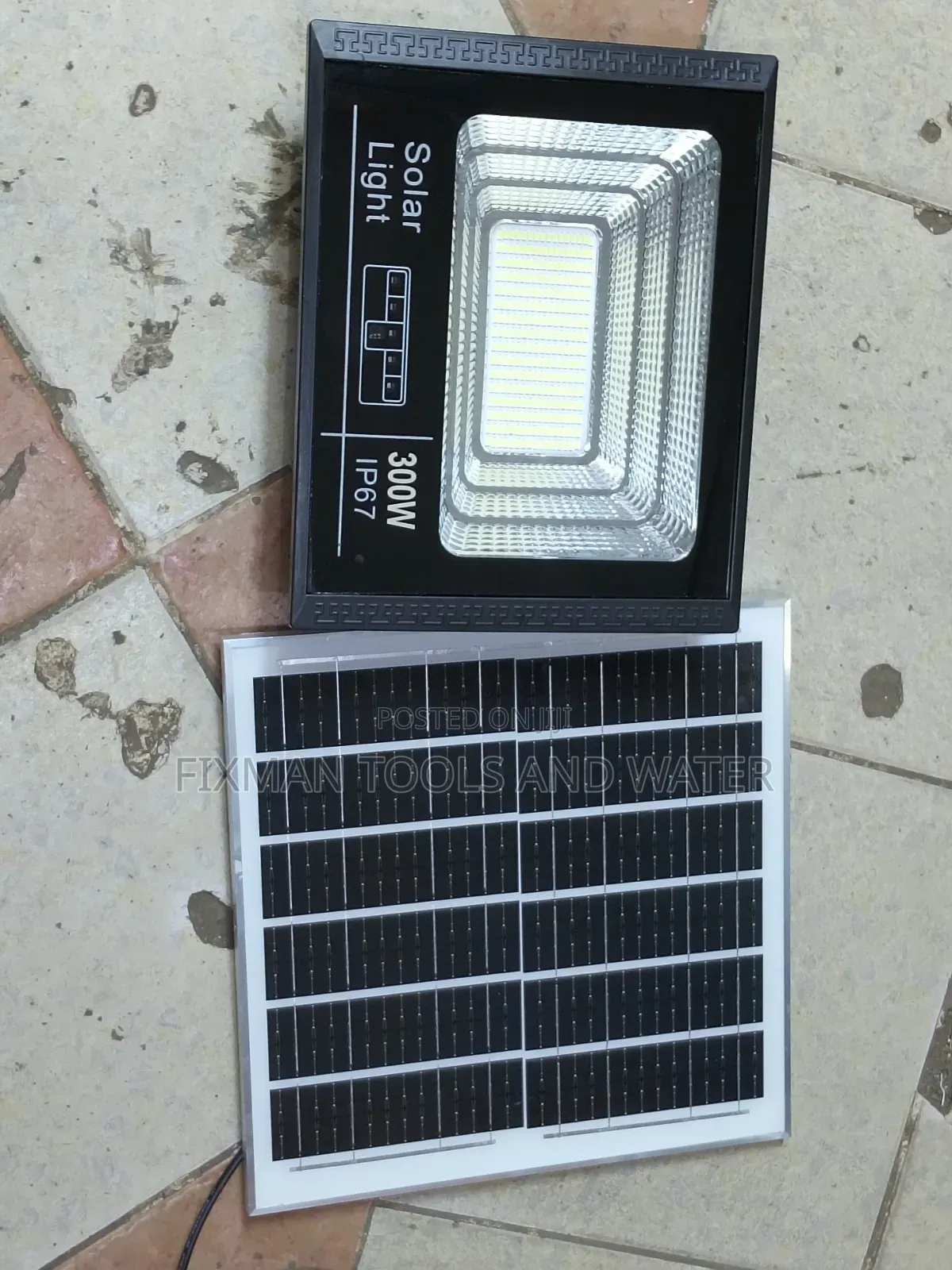 Modern Ip 67 Solar Street Light 300 Watts + Panel