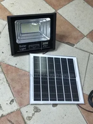 Solar Lights 300 Watts Ip 67 + Remote 16hrs