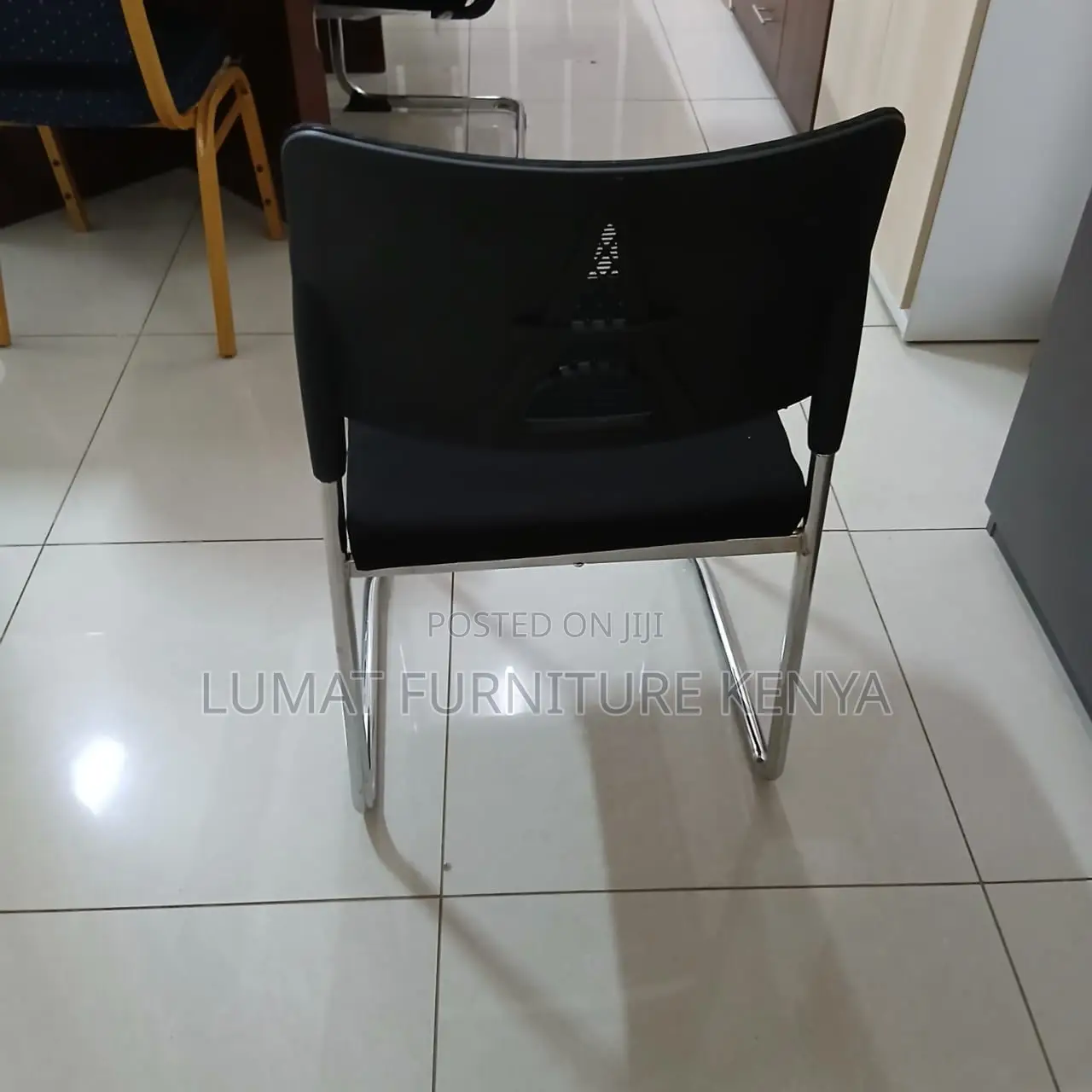 Medium Back Mesh Visitors Seat
