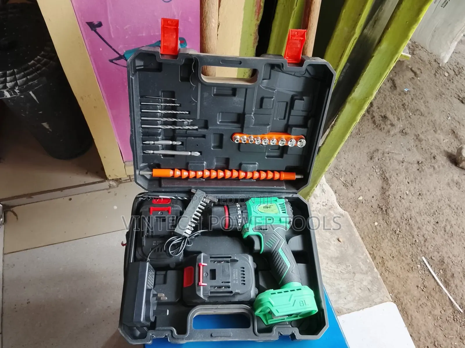 MHT Cordless Drill 20 V