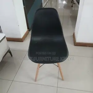 Eames Modern Black Dinning/Office Chair