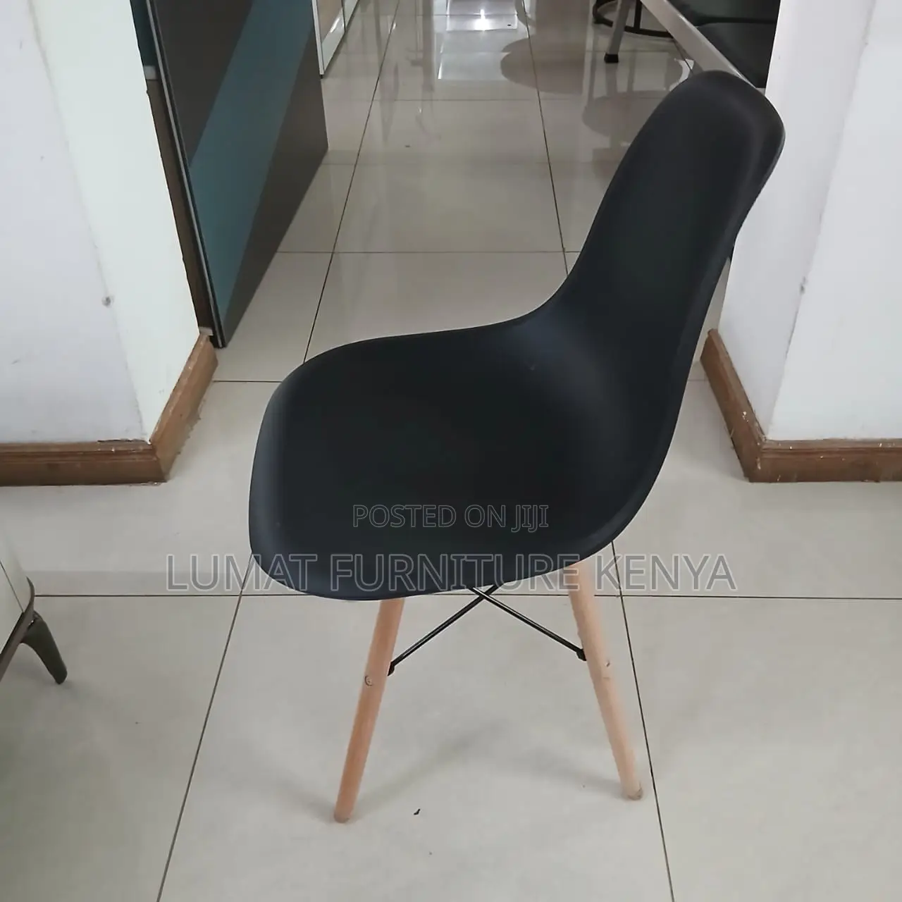 Eames Modern Black Dinning/Office Chair