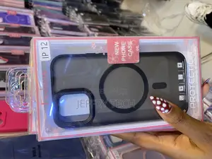 Aetech Magnetic Case for iPhone 12 Translucent Matte