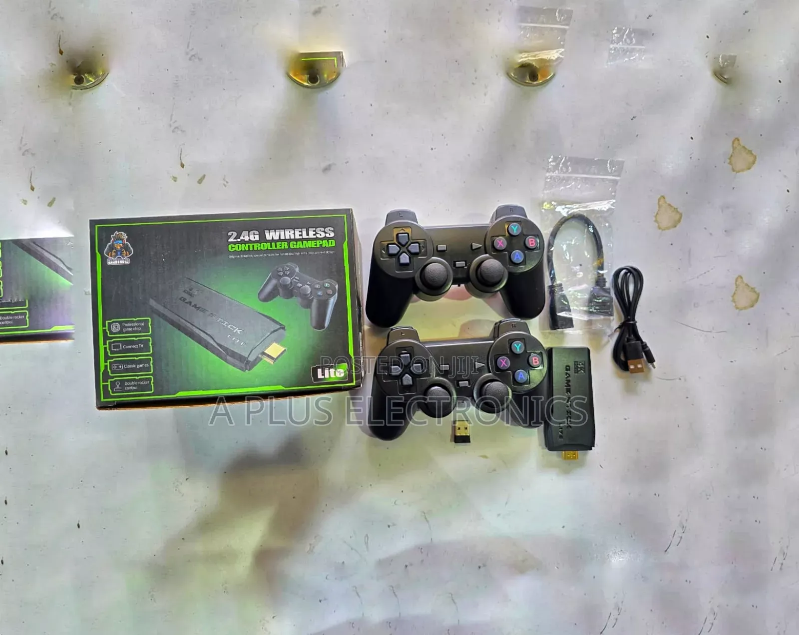 M8 Game Box
