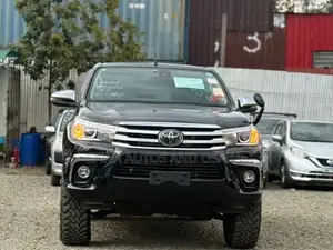 Toyota Hilux 2019 Black