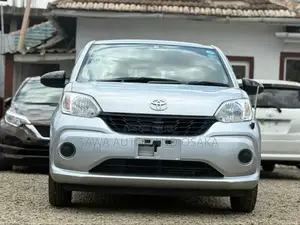 Toyota Passo 2019 Silver