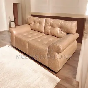 Beautiful 2 Seater Sofa/ 2 Seater Sofa