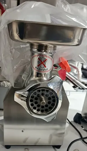 Legit Commercial M12 Meat Mincer/ M12 Meat Mincer