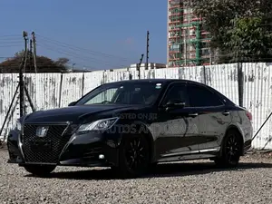 Toyota Crown 2019 Black